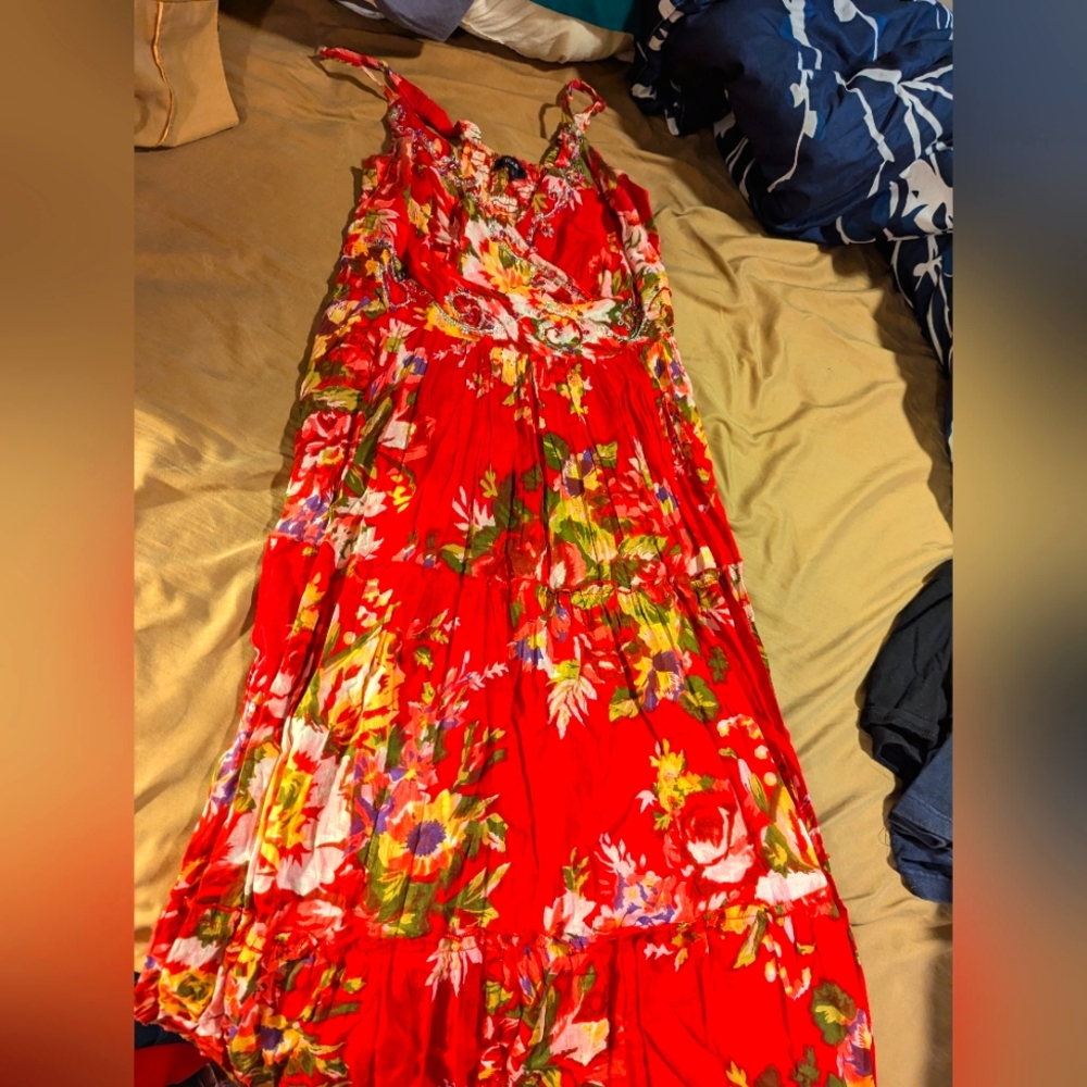 Red Floral Flowy Maxi Dress